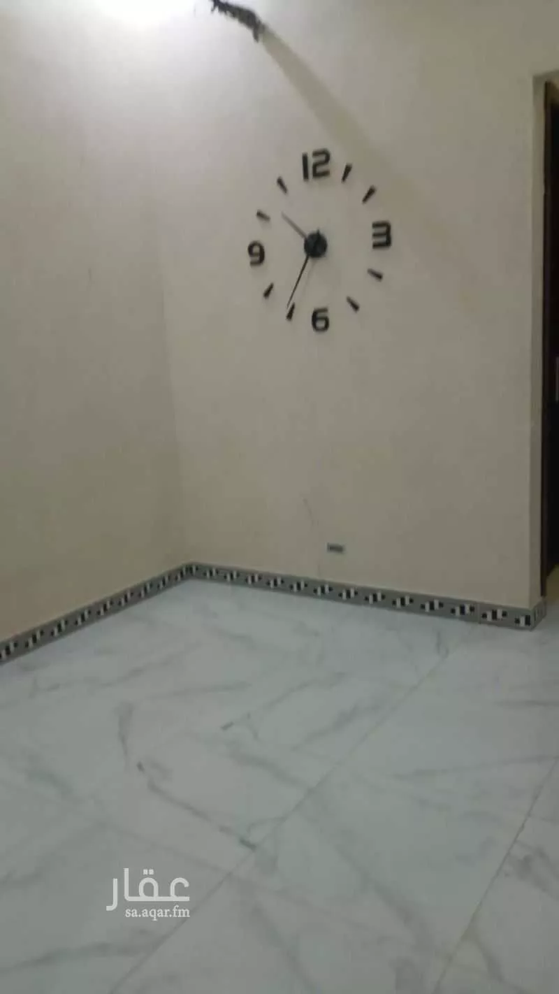 شقة 3 غرف في الملك فهد 4