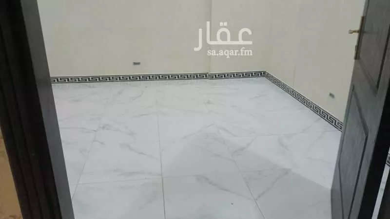 شقة 3 غرف في الملك فهد 1