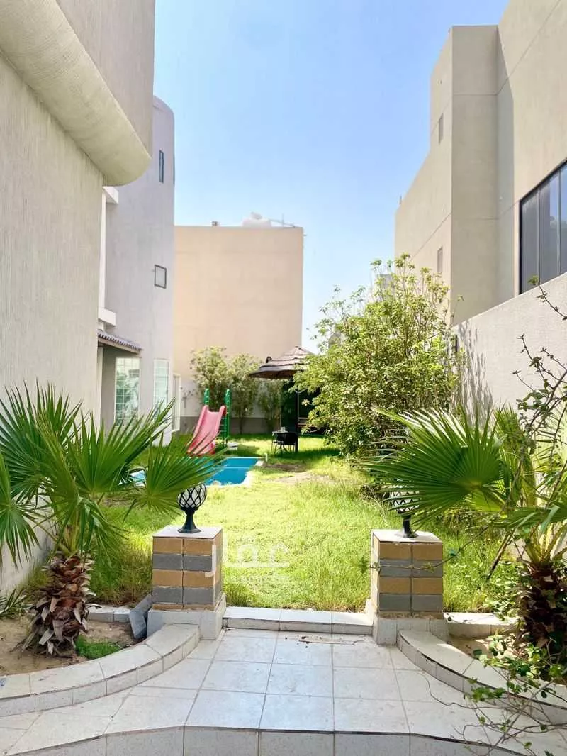 فيلا 5 غرف في البحيرة 5