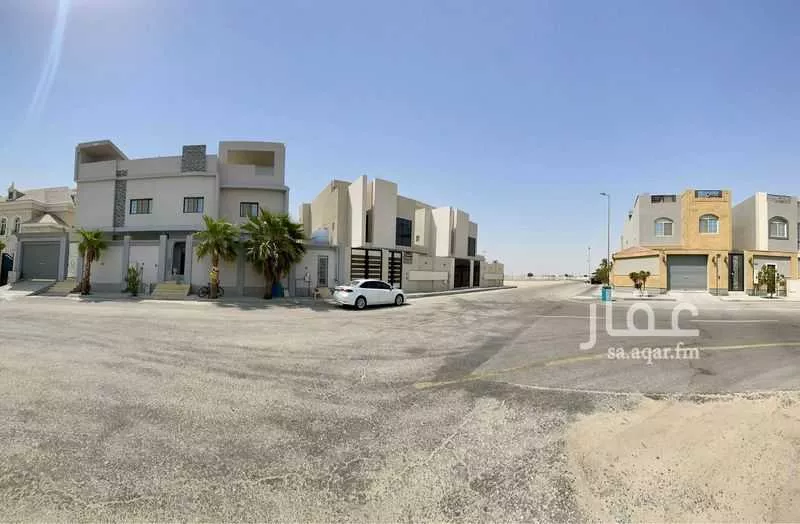 فيلا 5 غرف في البحيرة 3