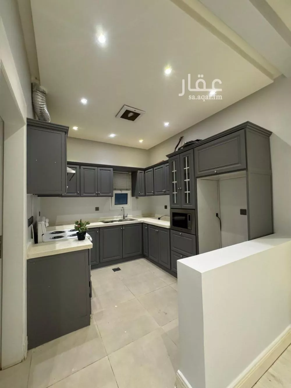 4 bedroom apartment in Al Malqa, Riyadh 14