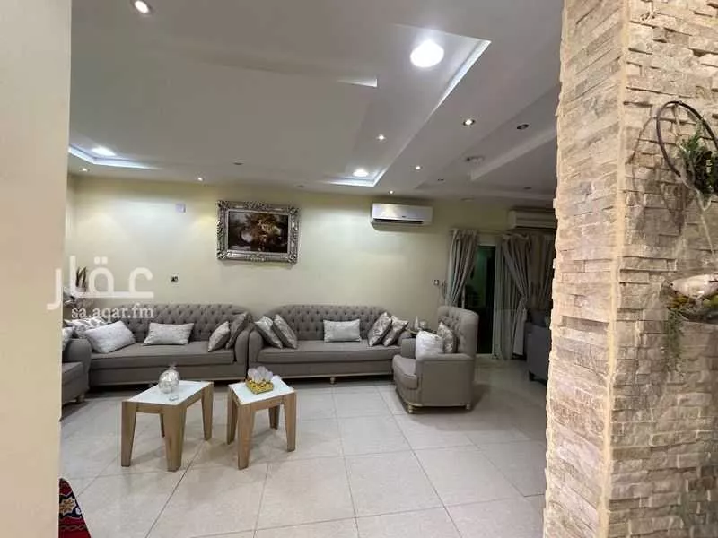 فيلا 8 غرف في الحزم 3