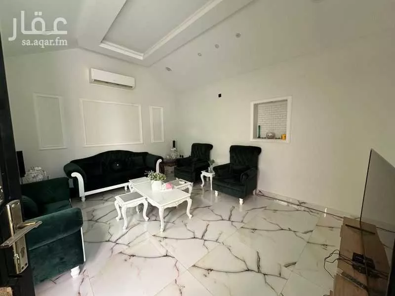 فيلا 8 غرف في الحزم 4