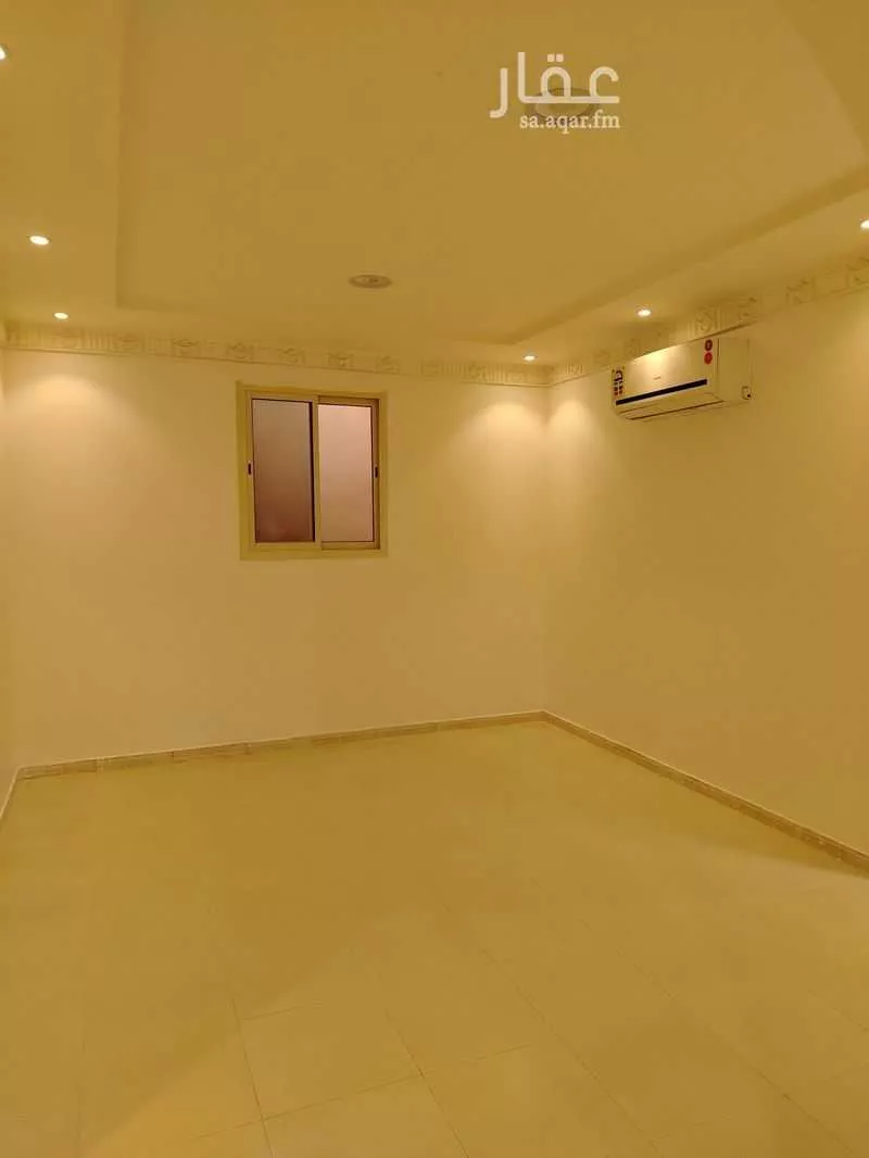 3 bedroom apartment in Al Yasmin 3