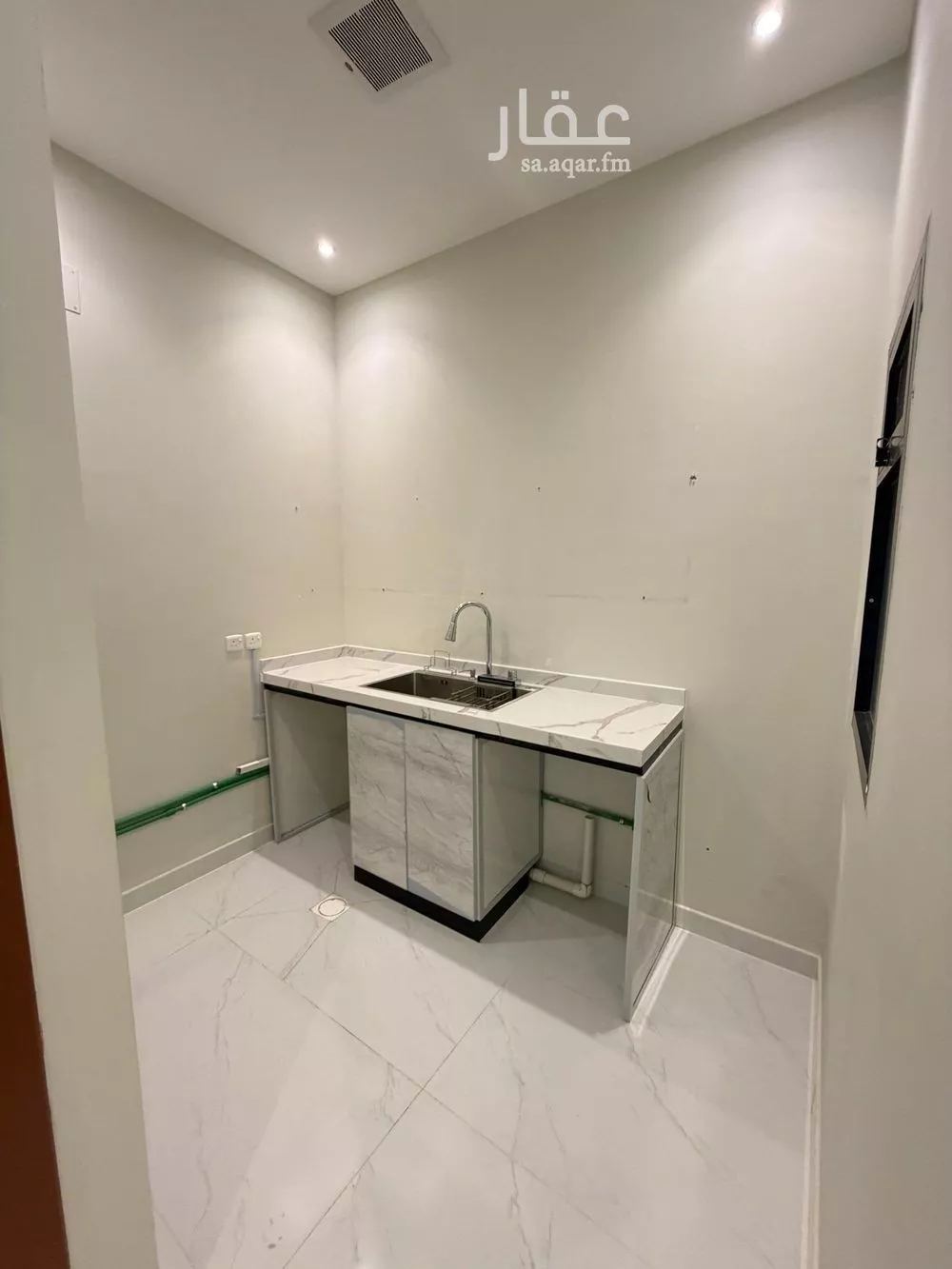 2 bedroom floor in Al Khaleej 5