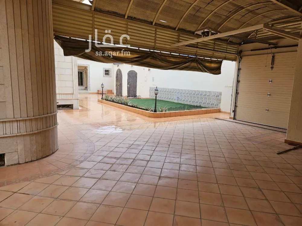 12 bedroom villa in Al Khaleej, Riyadh 9