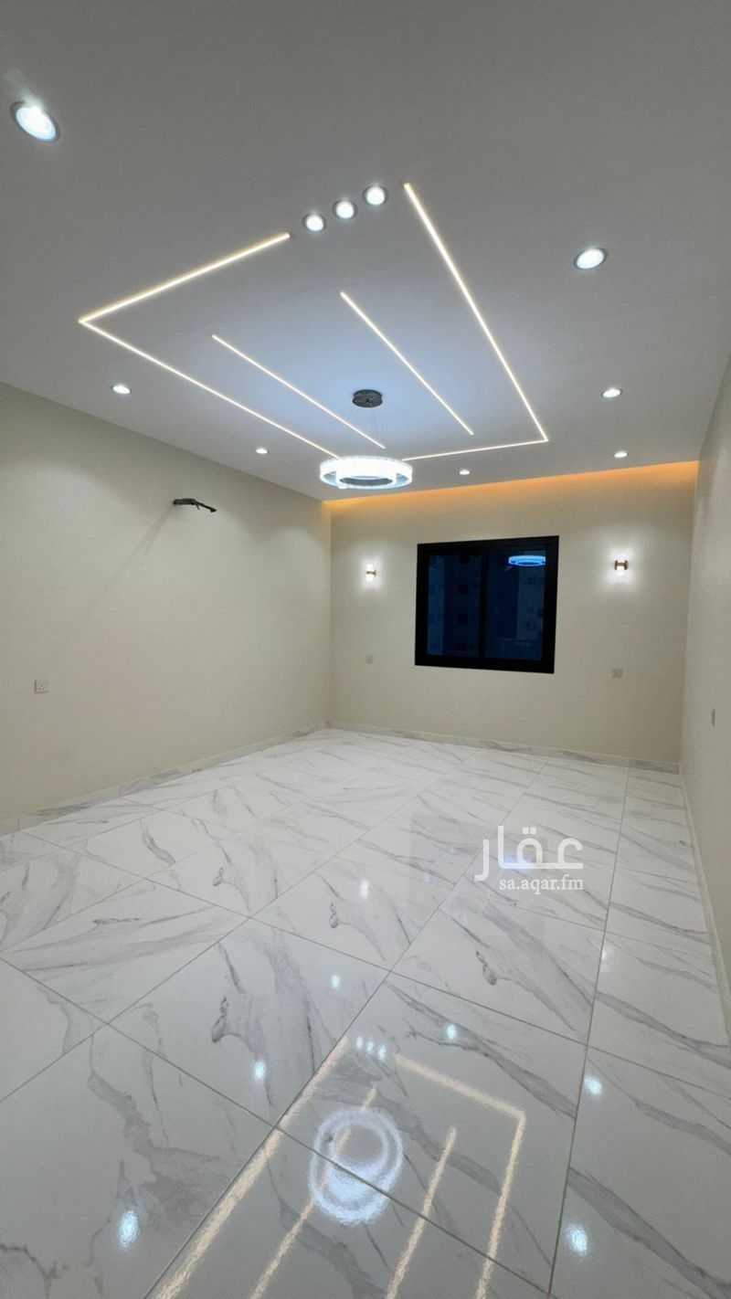 5 bedroom apartment in King Fahd, Madinah 7