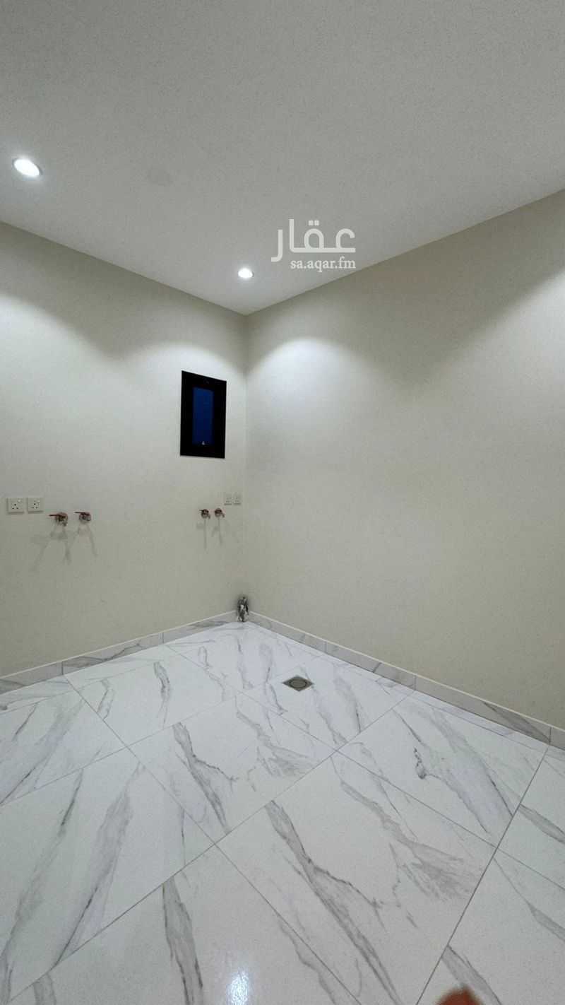 5 bedroom apartment in King Fahd, Madinah 5