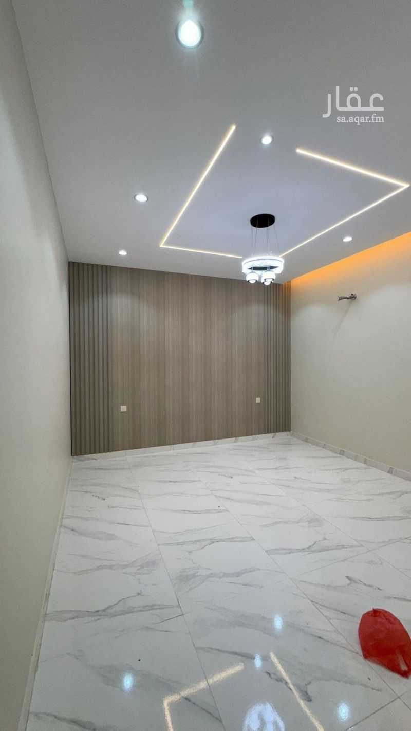 5 bedroom apartment in King Fahd, Madinah 4