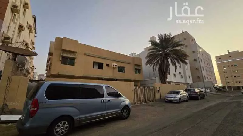 عمارة 690 م² في المروة 2