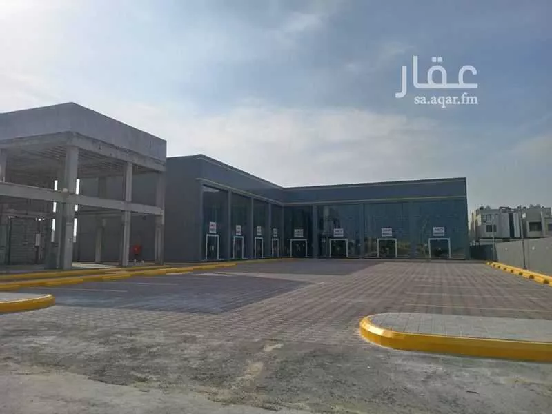 عمارة 3187 م² في العقيق 5