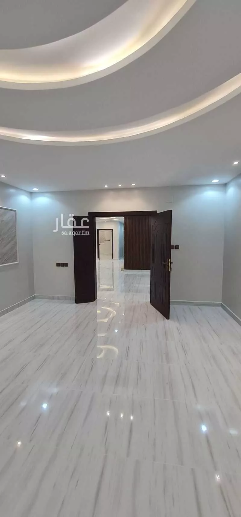 11 bedroom villa in King Fahd 4