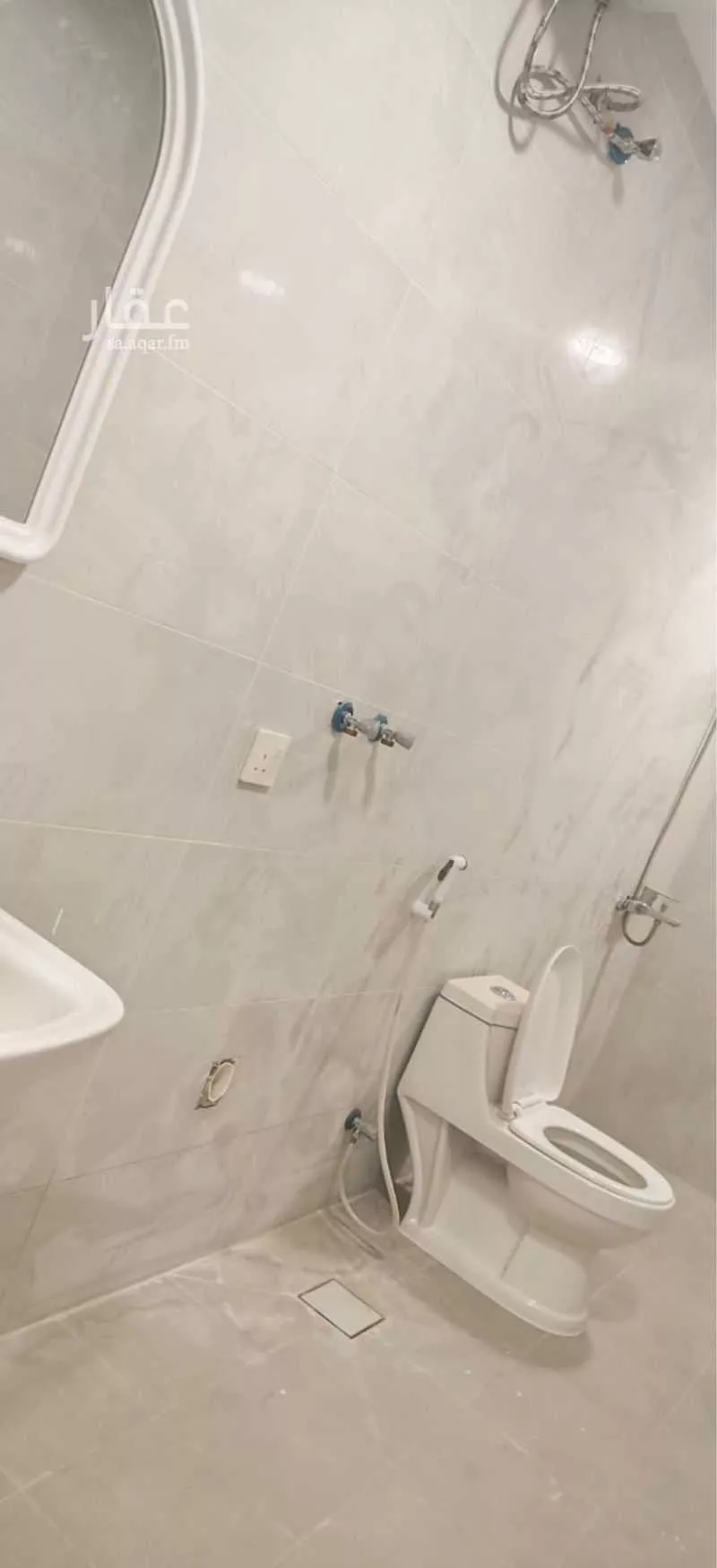 عمارة 250 م² في مدينة العمال 2