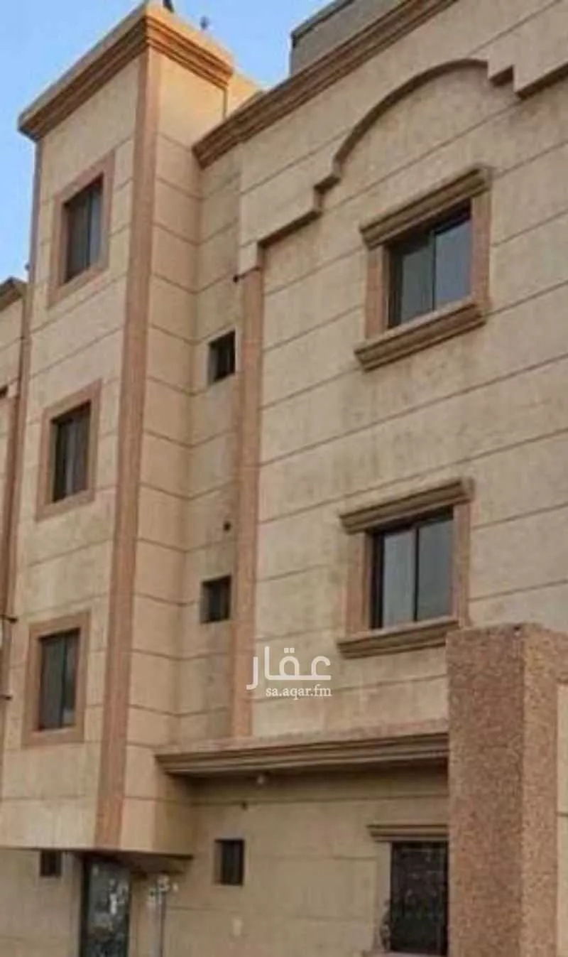 400 sqm building in Al Khalidiyah Ash Shamaliyah