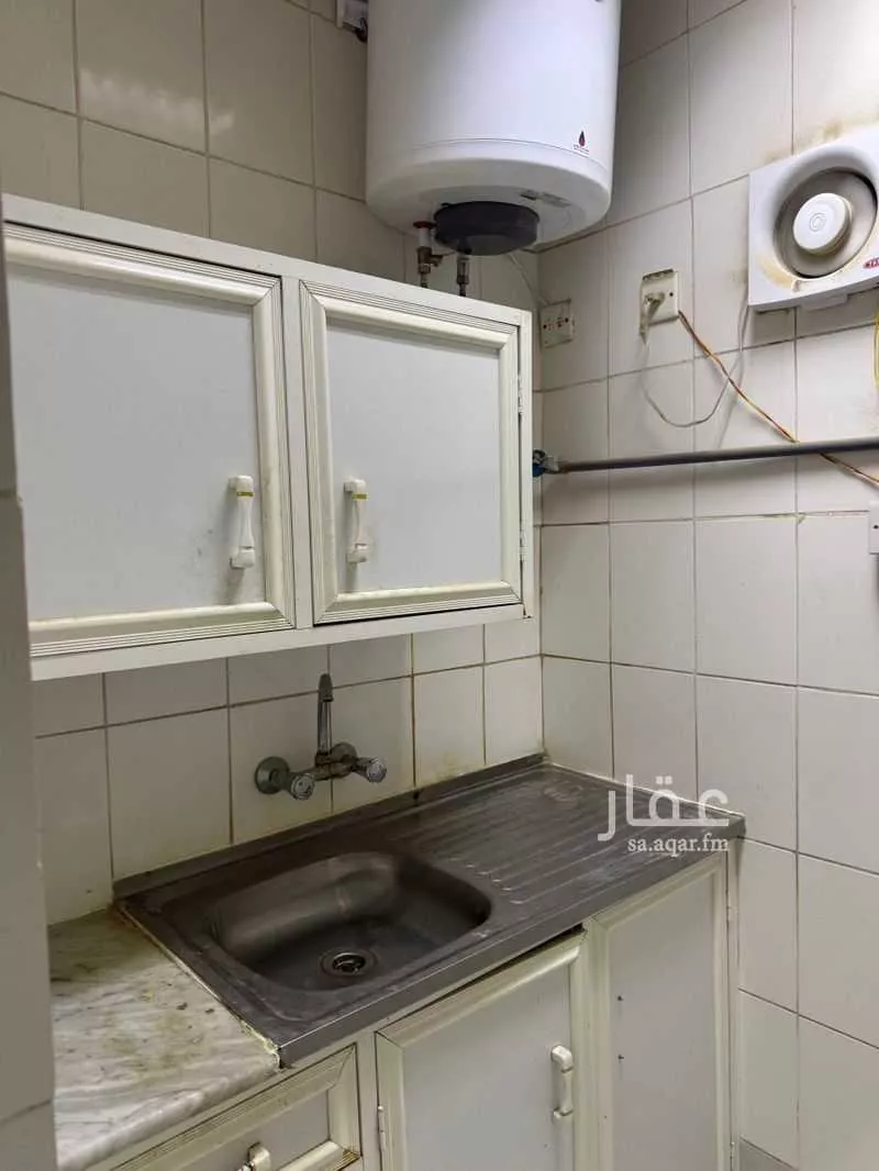 شقة 1 غرف في الروضة 4