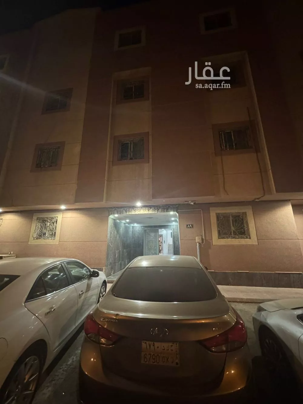 شقة 3 غرف في اشبيلية 2