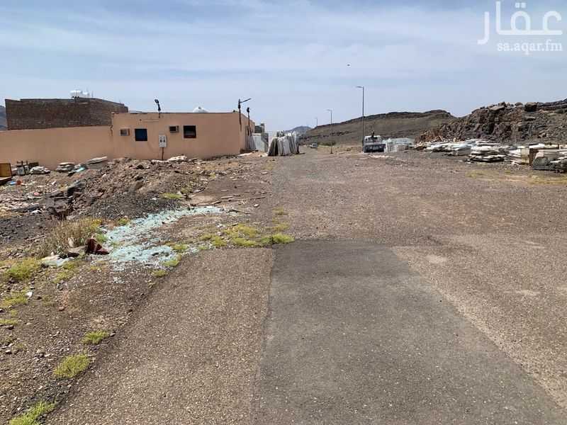land in Al Ghabah, Madinah 5