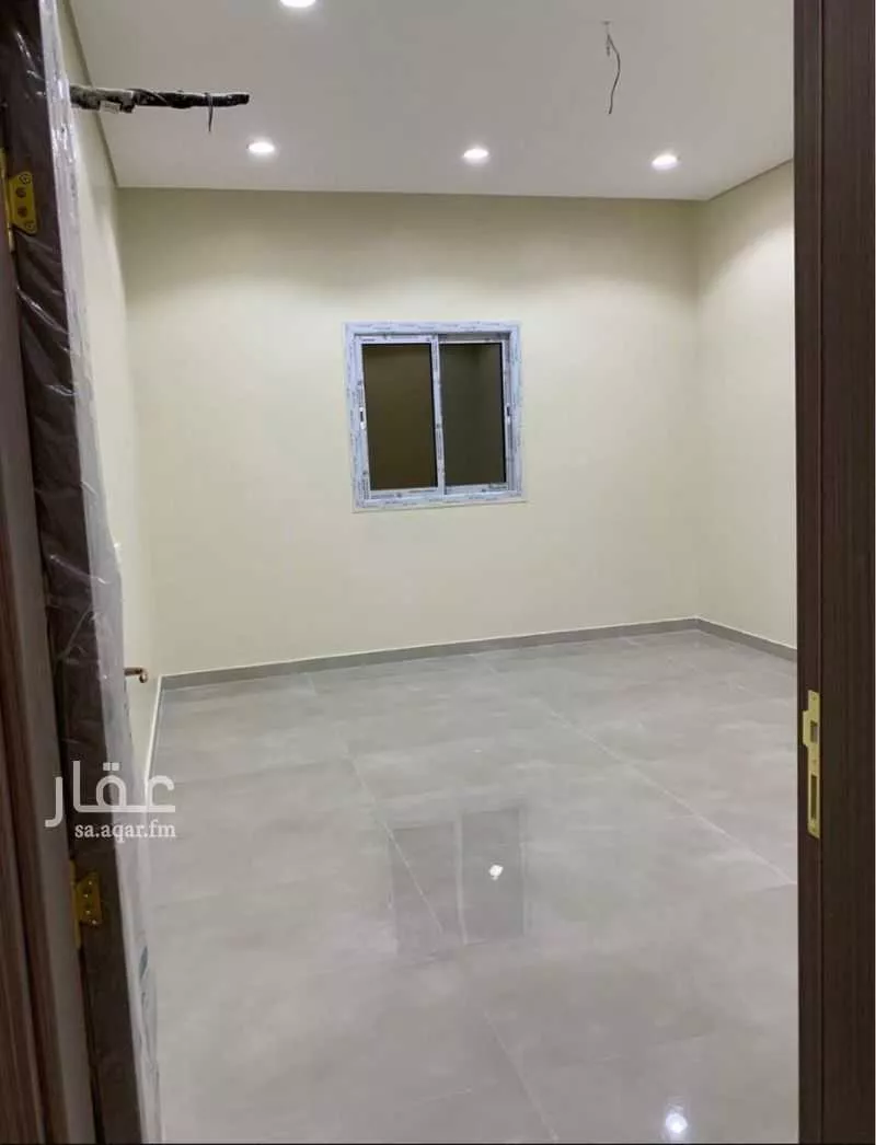 عمارة 917 م² في المبعوث 3