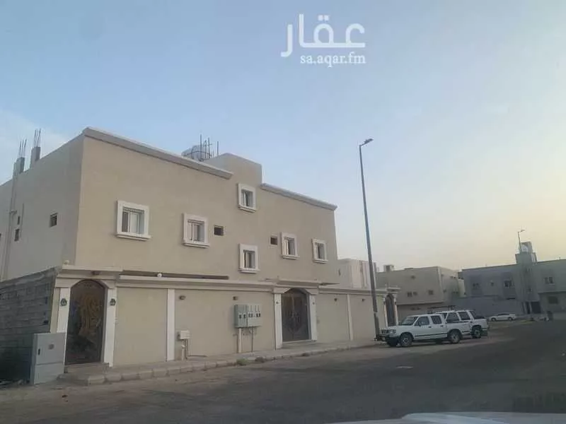 عمارة 598 م² في كتانة 2