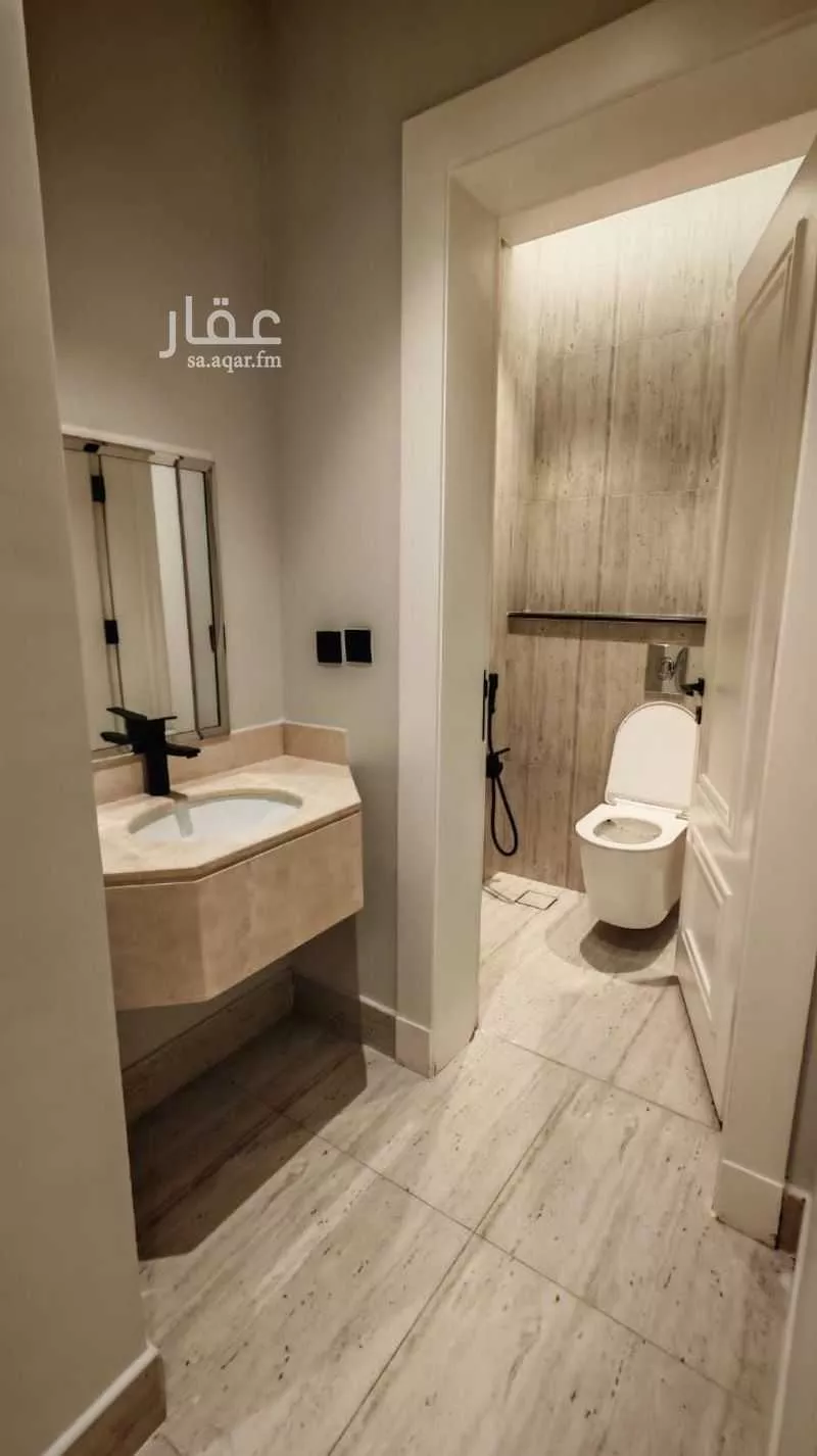 3 bedroom apartment in King Abdul Aziz 4