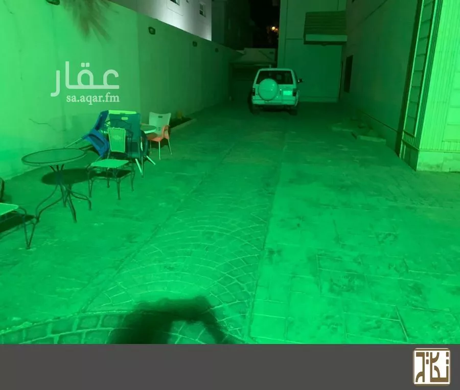 فيلا 7 غرف في الملك فيصل 5