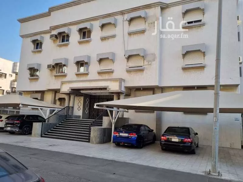 958 sqm land in Al Rawdah 1