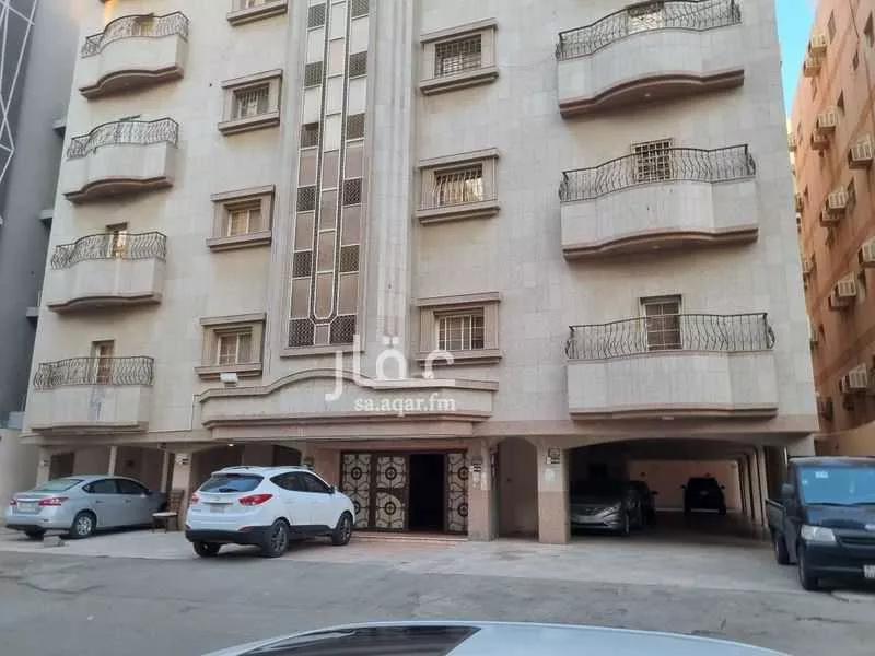 750 sqm building in Al Manar 1