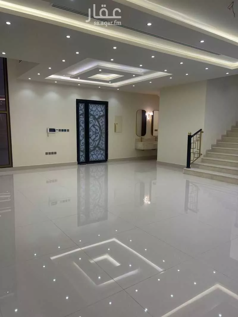 فيلا 8 غرف في البحر 3