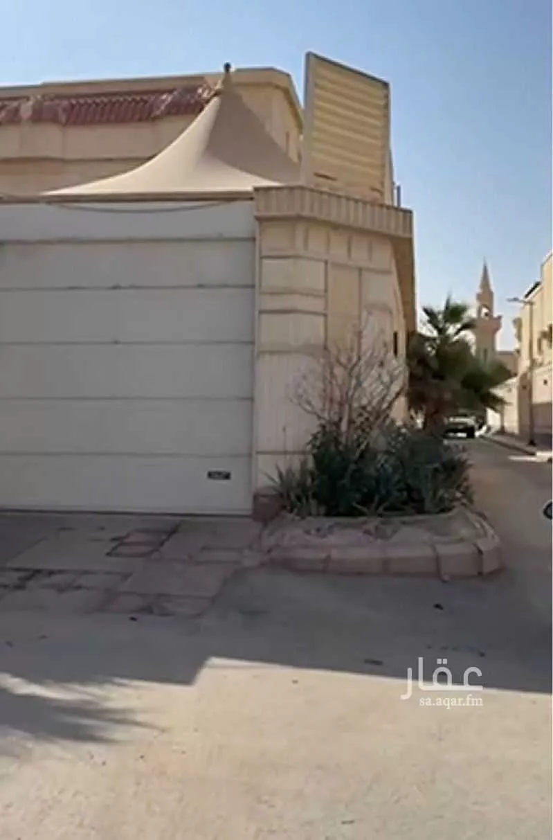 فيلا 10 غرف في الرمال 2