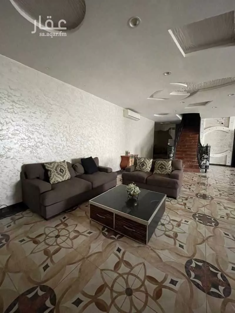 فيلا 10 غرف في المونسية 3