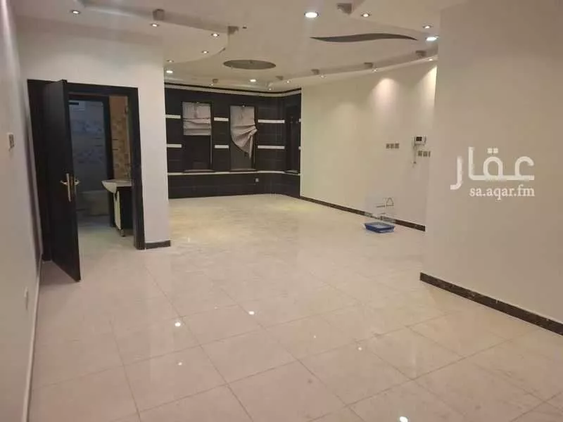 شقة 3 غرف في النخيل 4