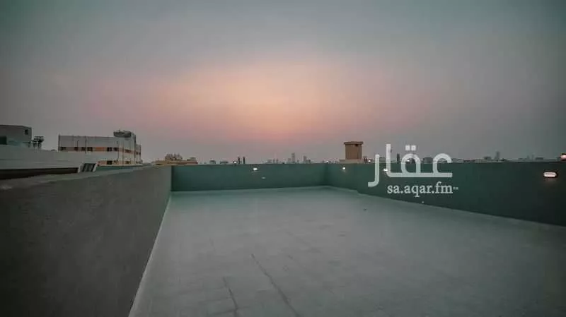 7 bedroom apartment in Al Rawdah 3