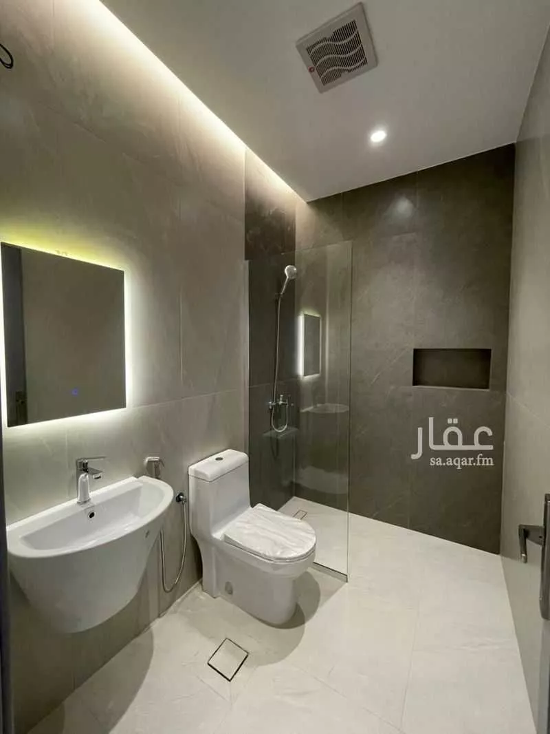 3 bedroom apartment in Al Safa, Jeddah 8