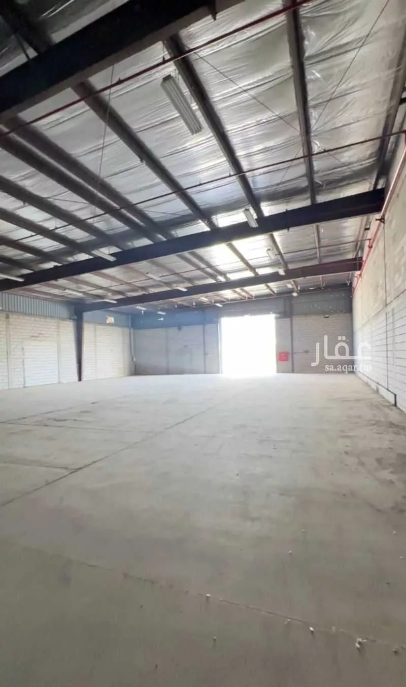 2500 sqm warehouse in As Sarawat 2