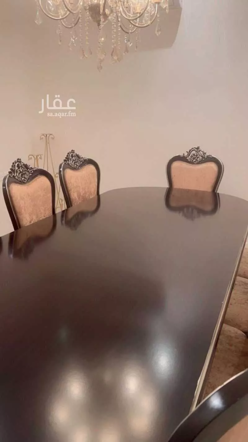 فيلا 8 غرف في قرطبة 5