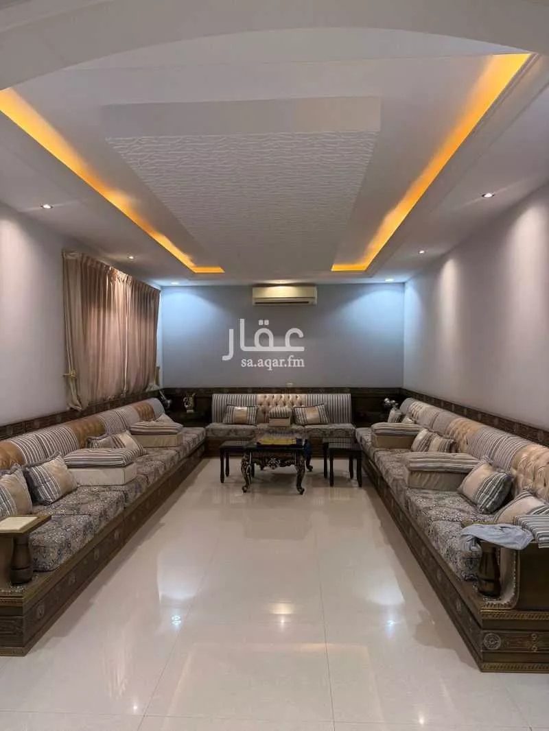 فيلا 7 غرف في العريجاء الوسطى 2