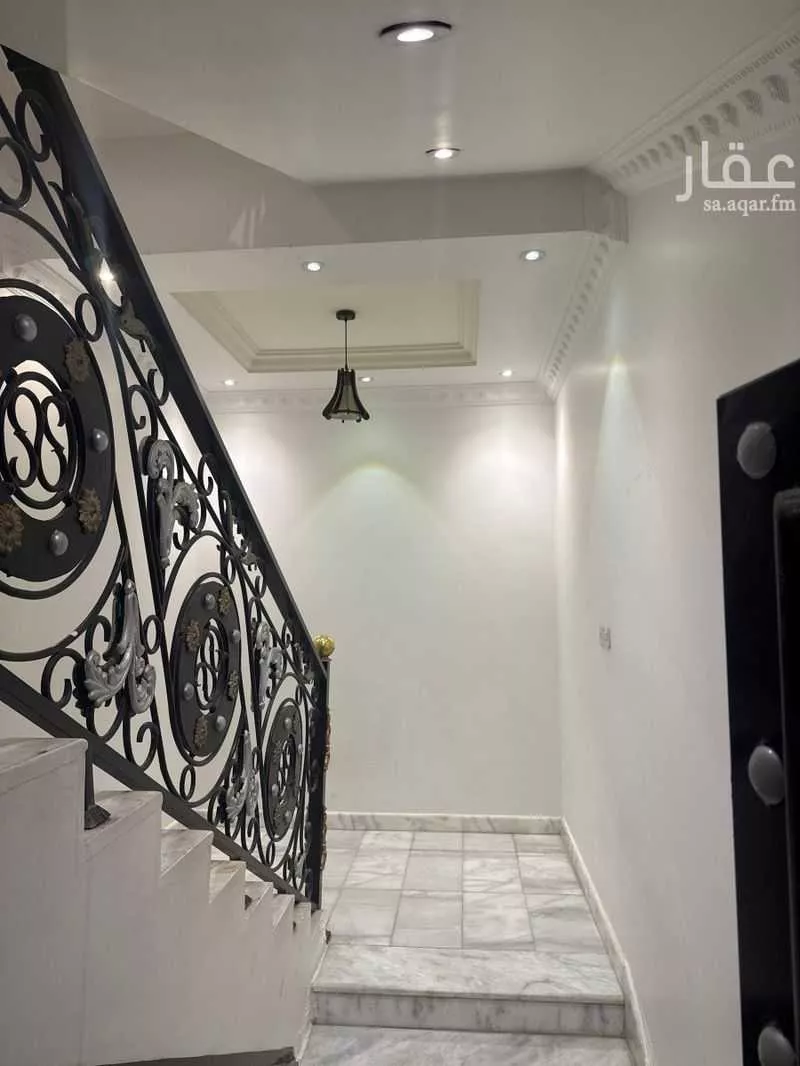 4 bedroom floor in Al Uraija Al Wusta 4