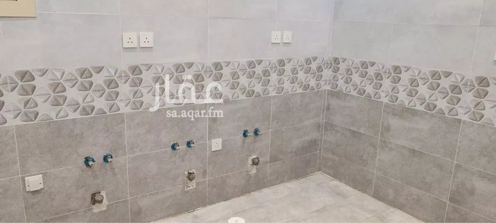 شقة 5 غرف في مريخ 3