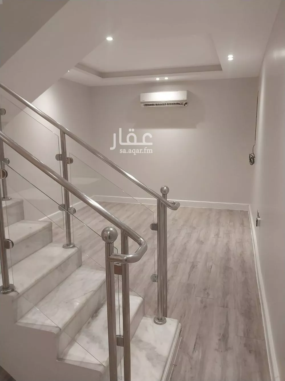 شقة 3 غرف في الملقا 5