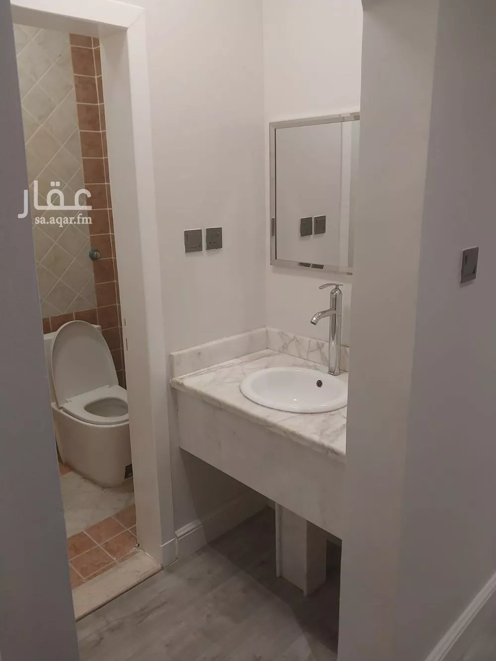 شقة 3 غرف في الملقا 2