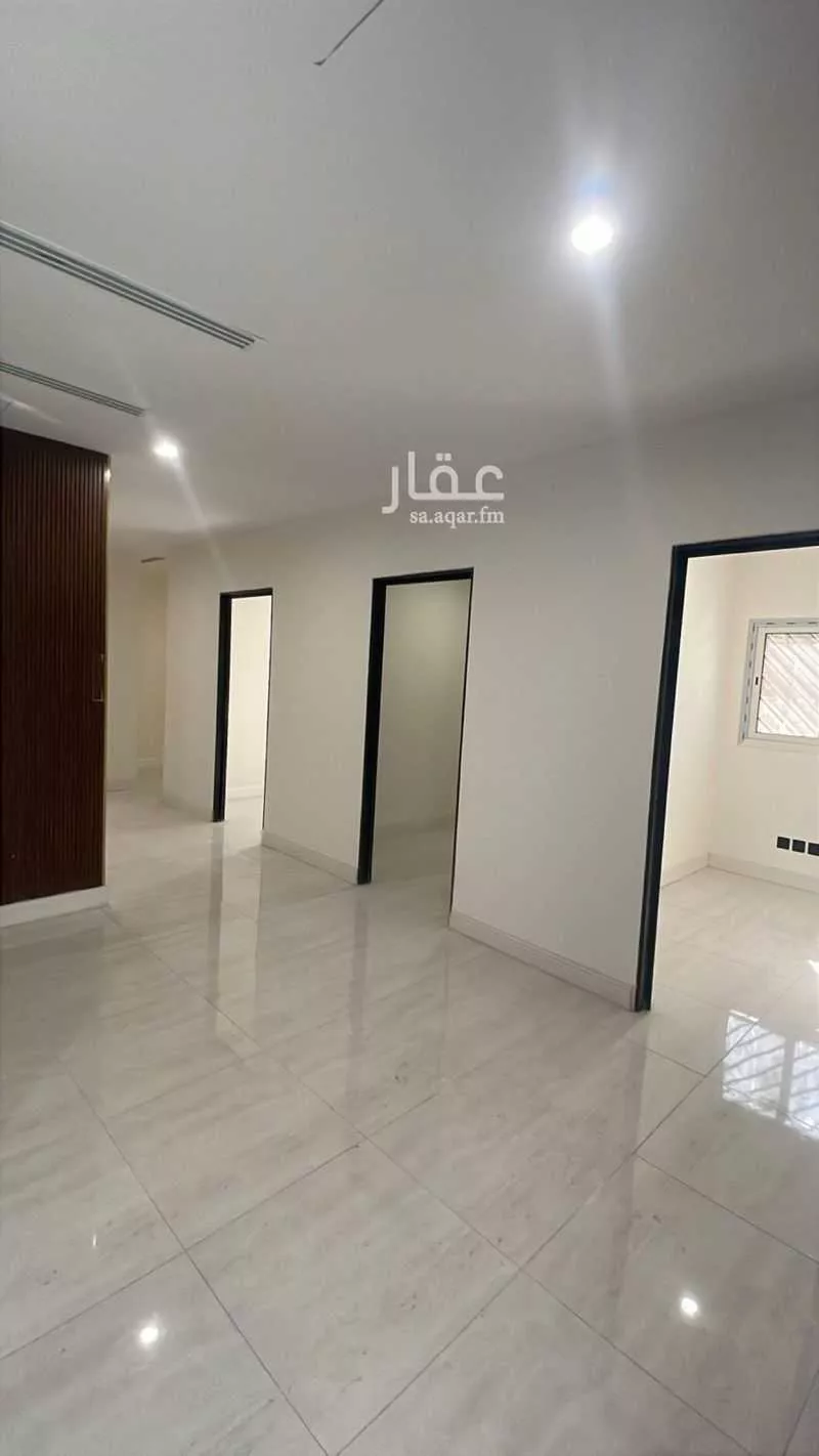 4 bedroom office in Al Maseef, Riyadh 6