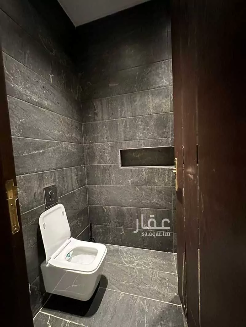 6 bedroom villa in Az Zomorod, Jeddah 8