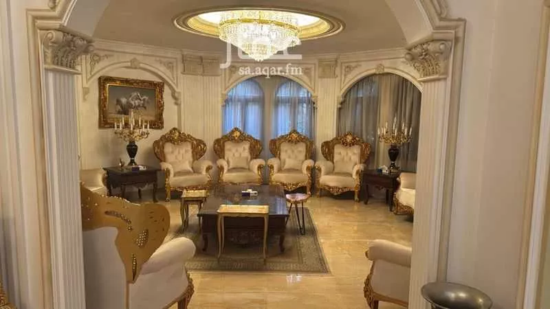 فيلا 5 غرف في الروضة 2