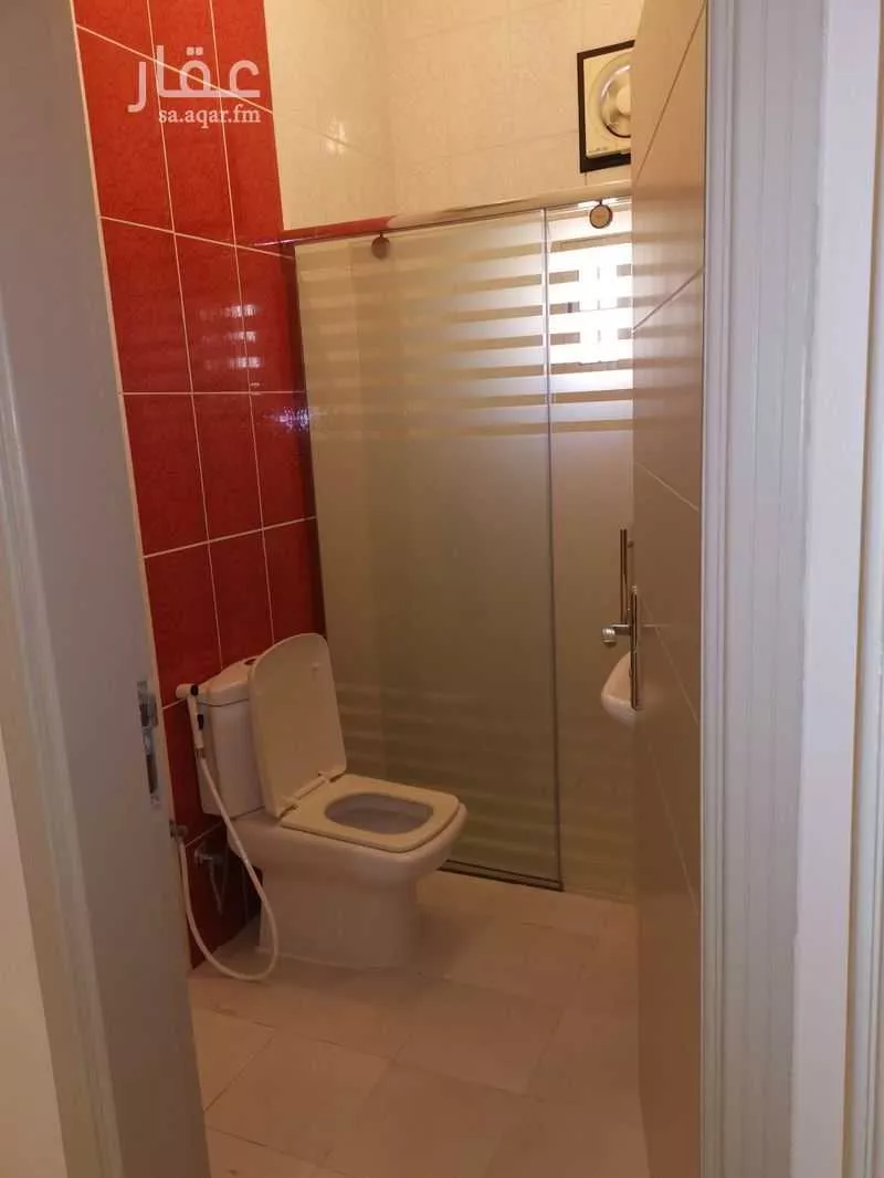 شقة 3 غرف في الروضة 3