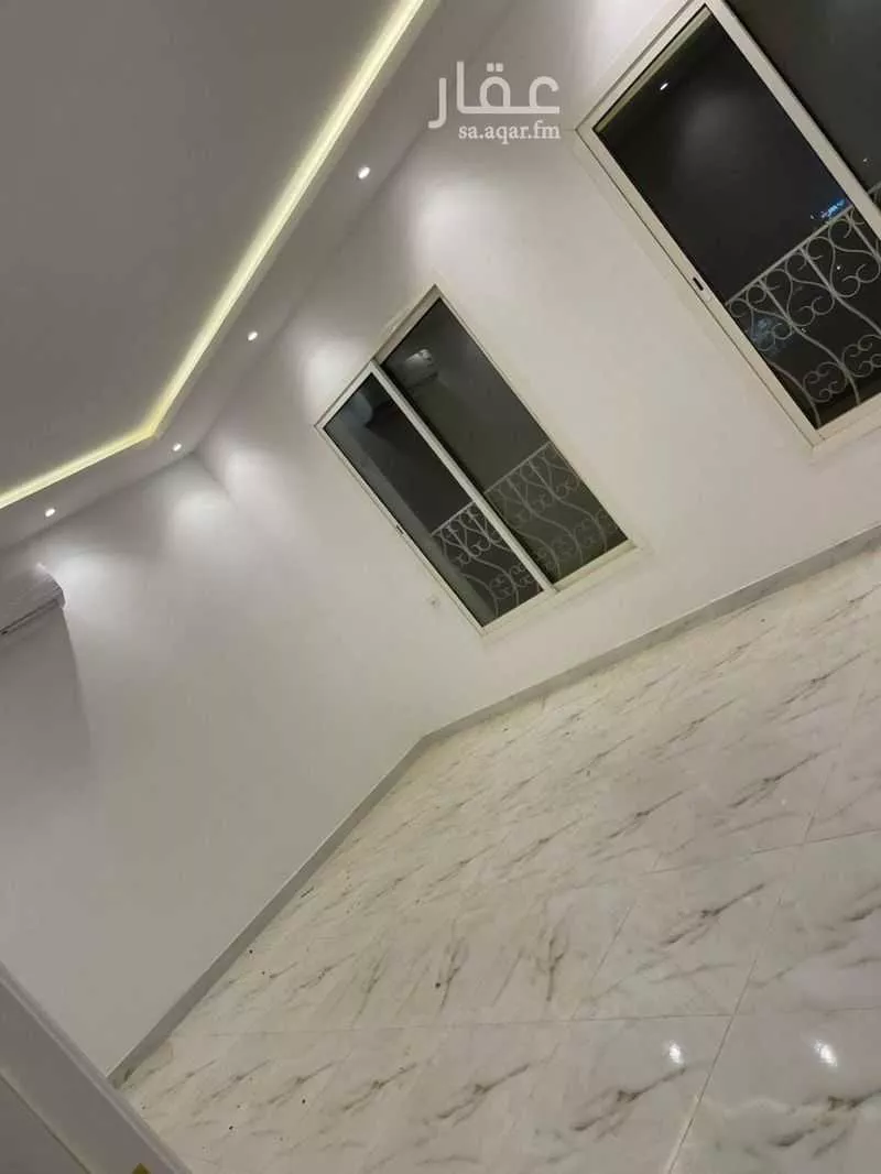 شقة 3 غرف في العارض 1