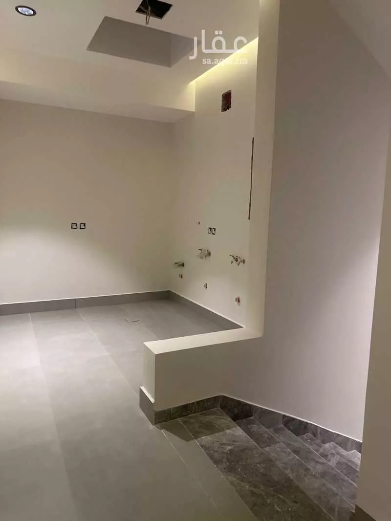 6 bedroom villa in Al Rabwa, Riyadh 8