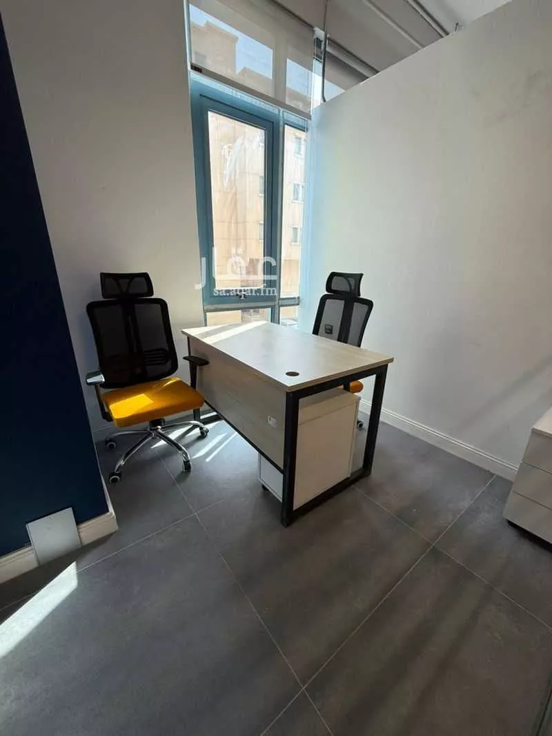 18 bedroom office in Al Aridh, Riyadh 9