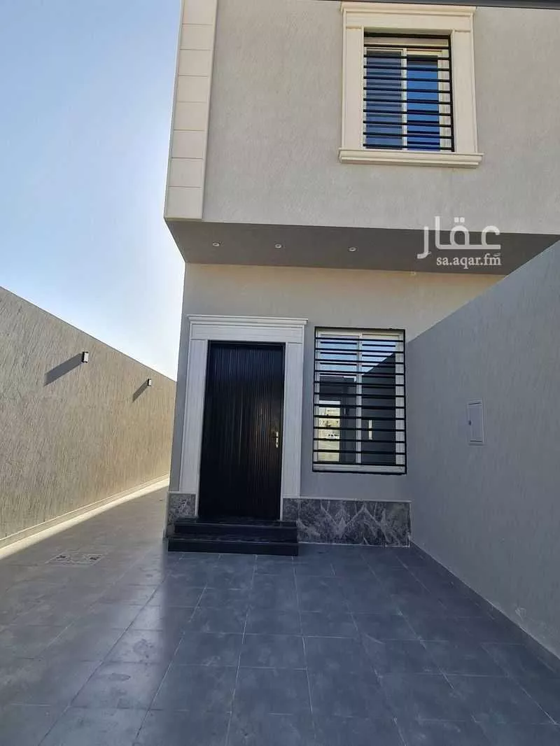 3 bedroom floor in Dahiat Namar 2