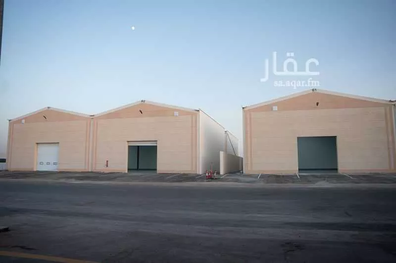 مستودع 2640 م² في السلي 5