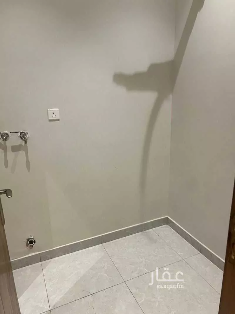 شقة 5 غرف في المروة 3